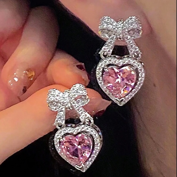Cubic Zirconia Bow And Heart Earrings - Picture 6 of 7